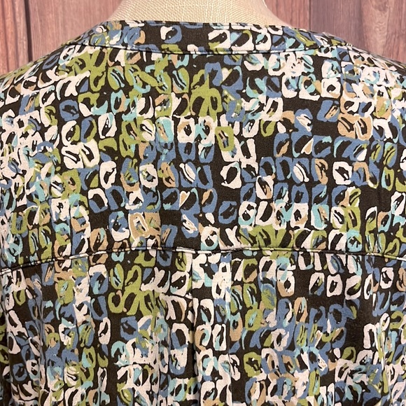 J.Jill Hi-Low Side Slit Top - Picture 3 of 6